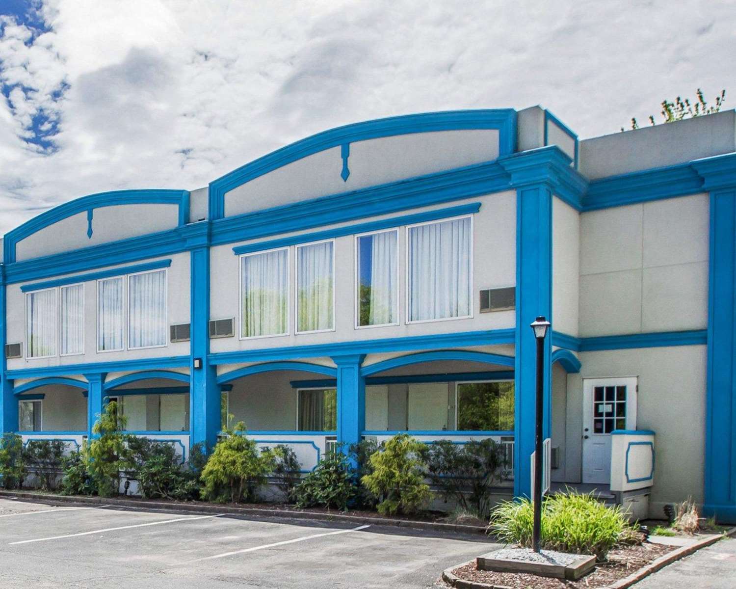 Econo Lodge Inn & Suites Old Saybrook - Westbrook 2/33