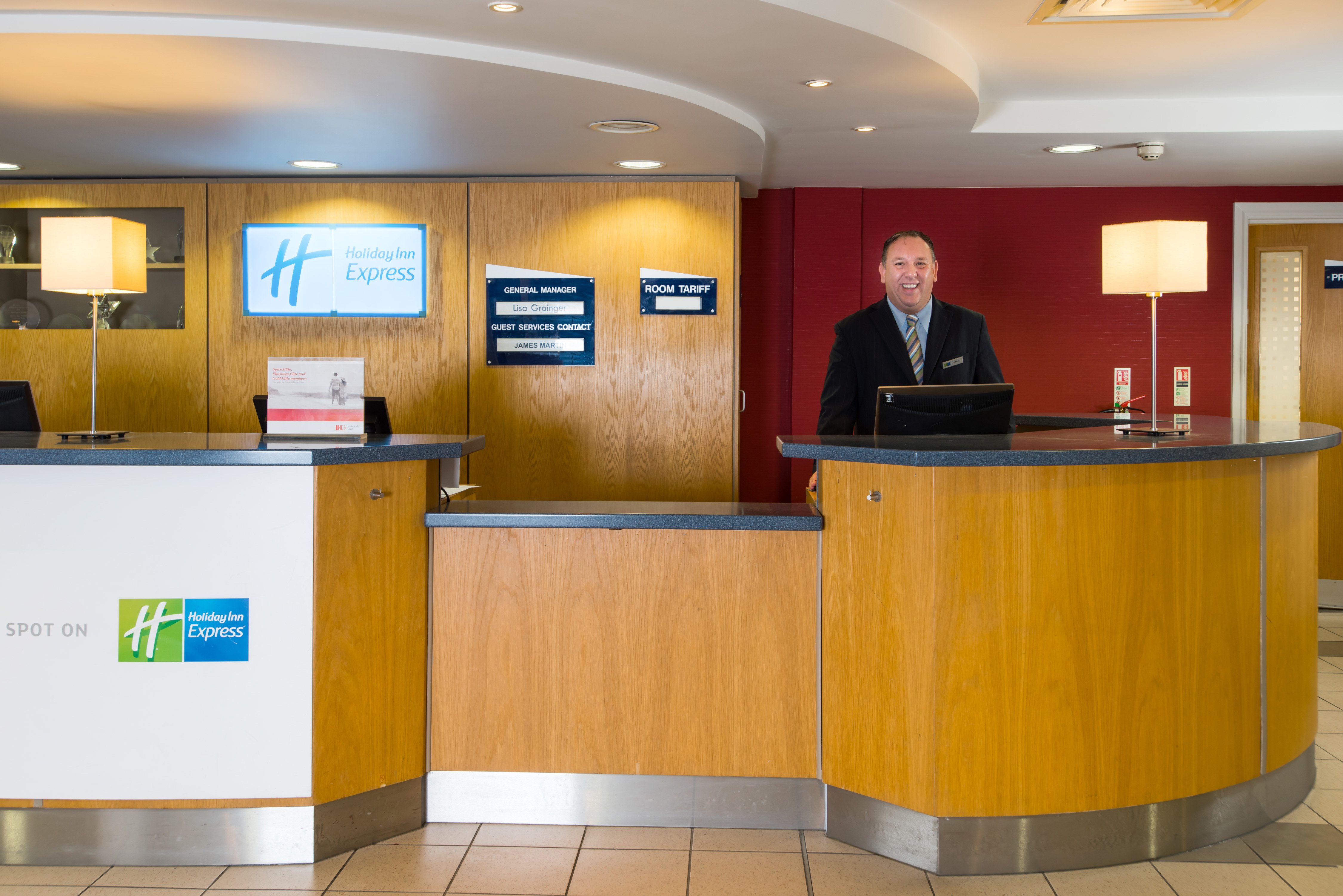 Holiday Inn Express Swansea East 4/21