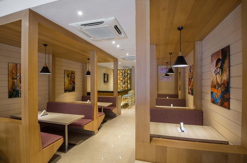 Kalinga Hotel 20/50