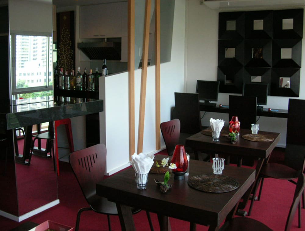 I Residence Hotel Sathorn 48/59