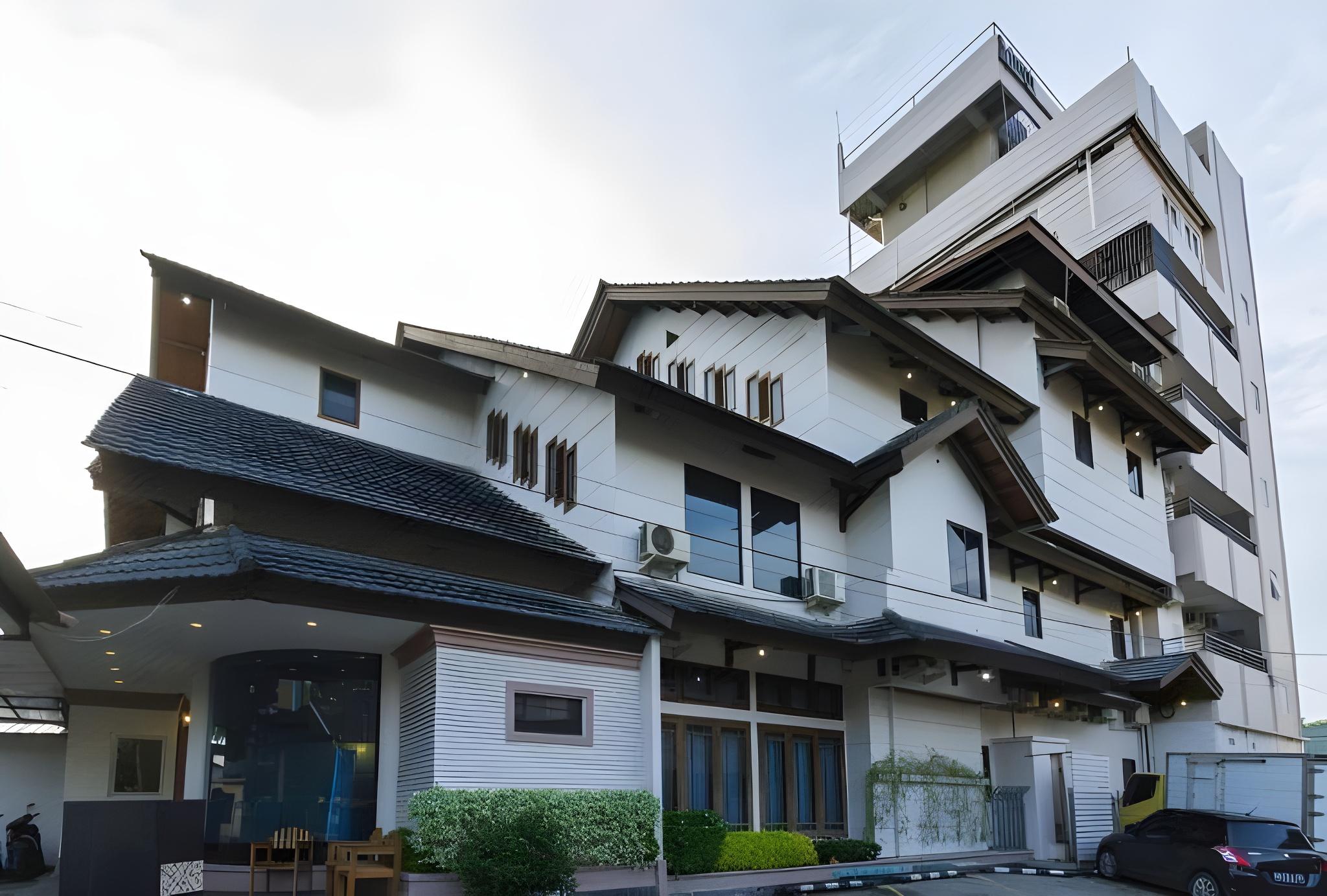 Mervit Hotel 3/35