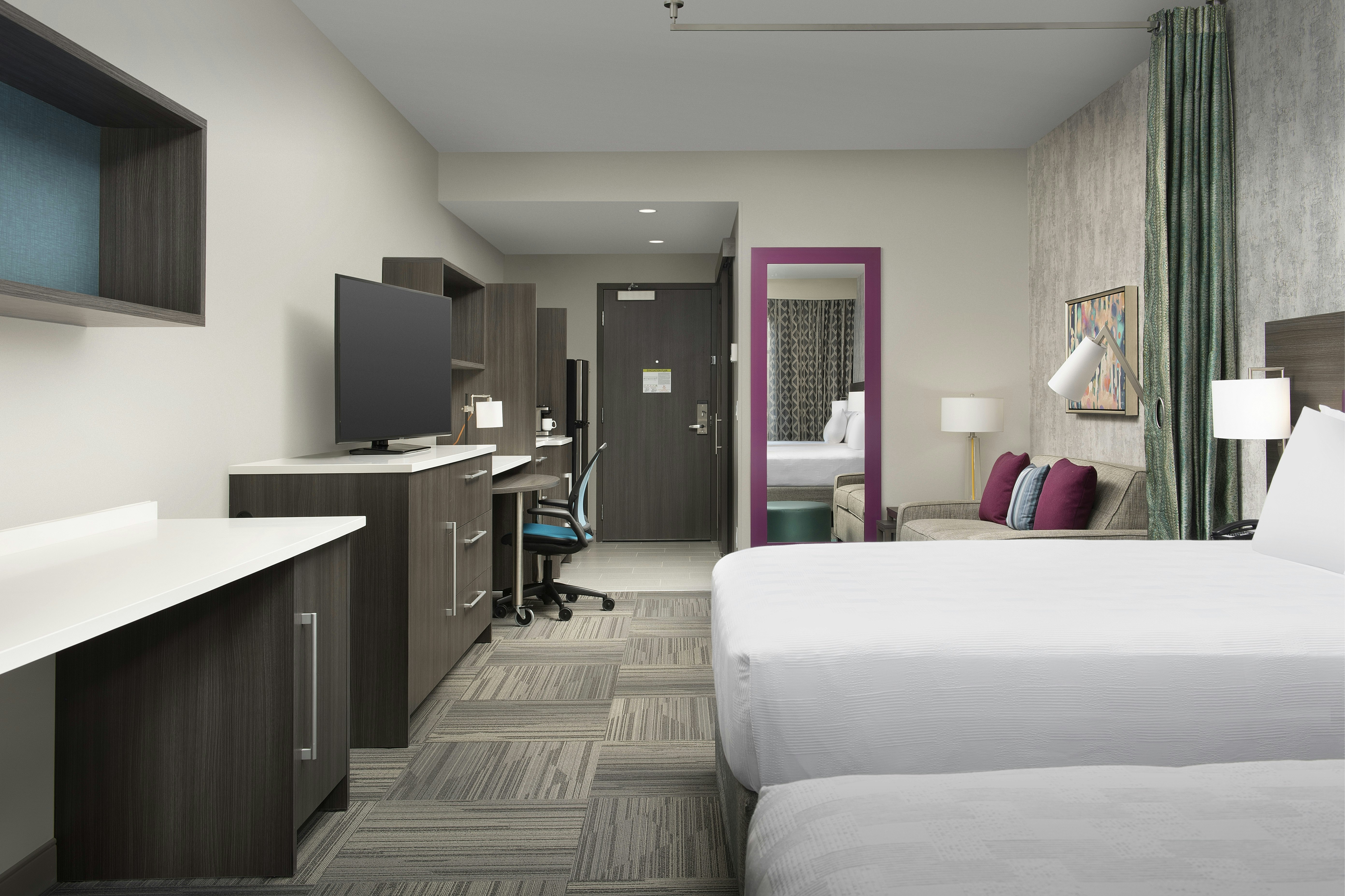 STUDIO, 2 QUEEN BEDS, ACCESSIBLE