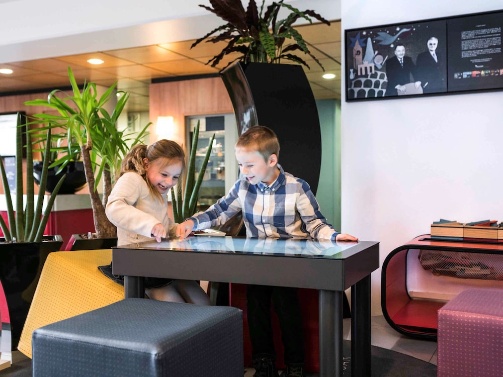 Novotel Paris Suresnes Longchamp 5/48