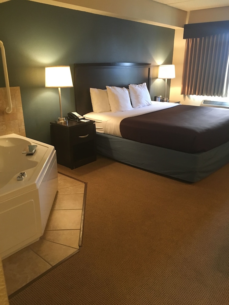 Americinn By Wyndham Monmouth 7/37