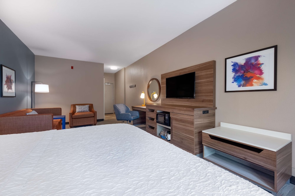 Hampton Inn St Robert Ft Leonard Wood 10/50