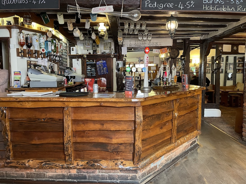 The Sorrel Horse Inn 5/28