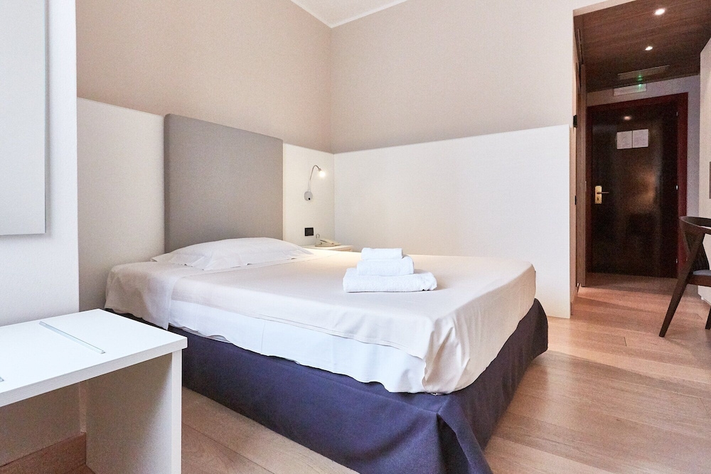 Hotel Ferretti Majestichouse 16/46