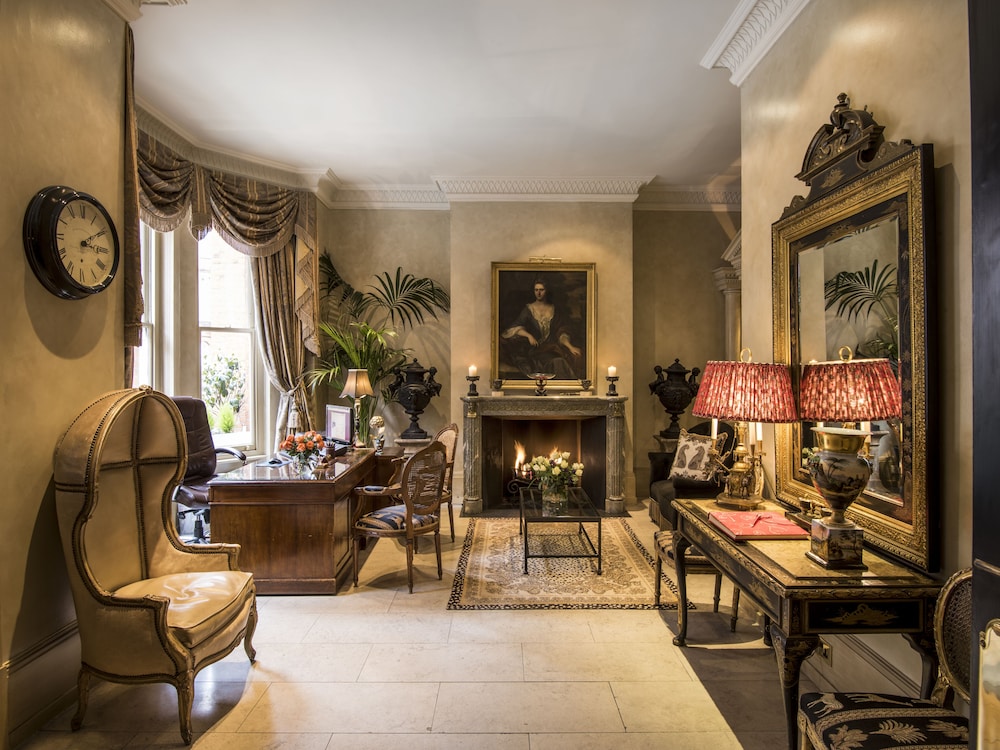 San Domenico House Hotel 45/56