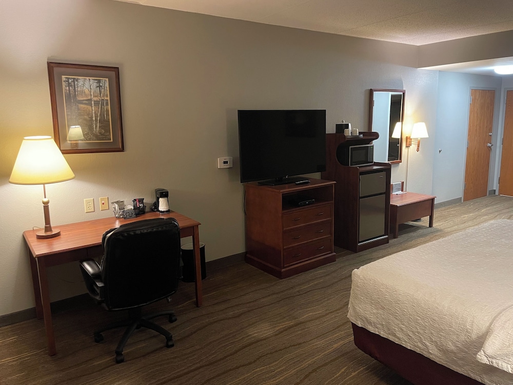 SouthShore Hotel on Lake Bemidji, Trademark Coll by Wyndham 24/40