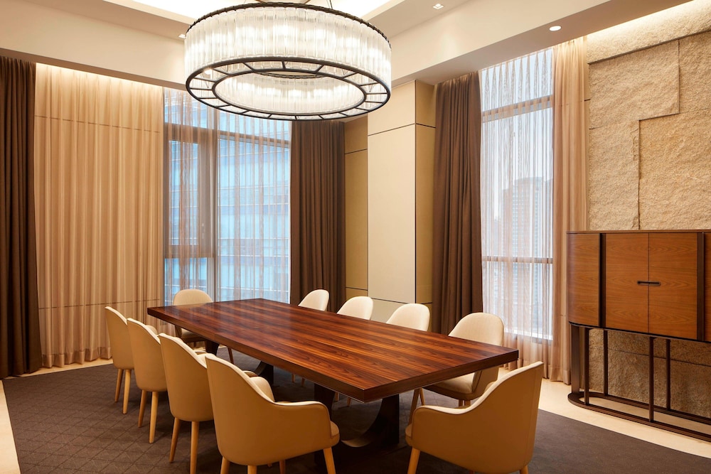 ALOFT SEOUL MYEONGDONG 23/24