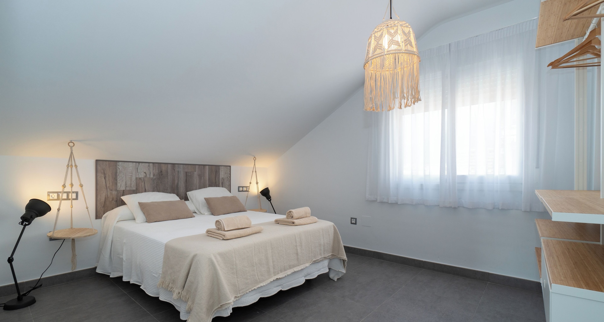 1 BEDROOM, EXCLUSIVE, PENTHOUSE, PARTIAL SEA VIEW, TERRACE