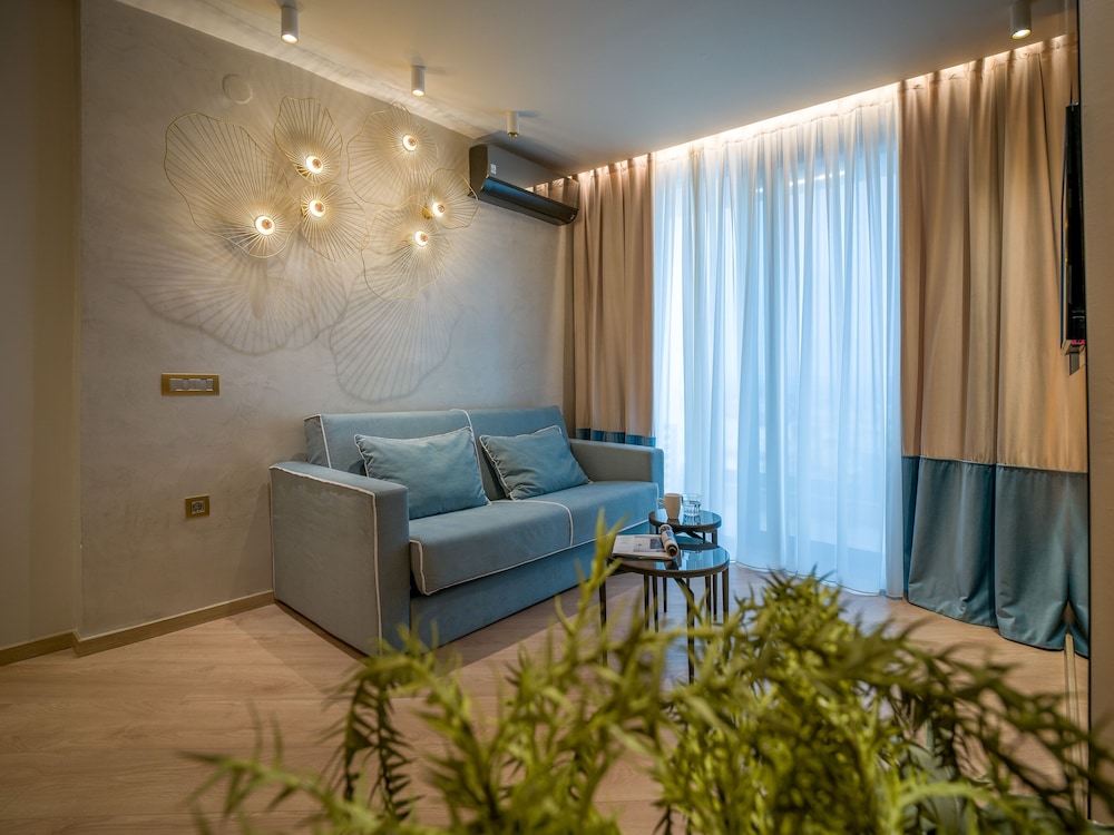 Secret Paradise Hotel and Spa 56/75