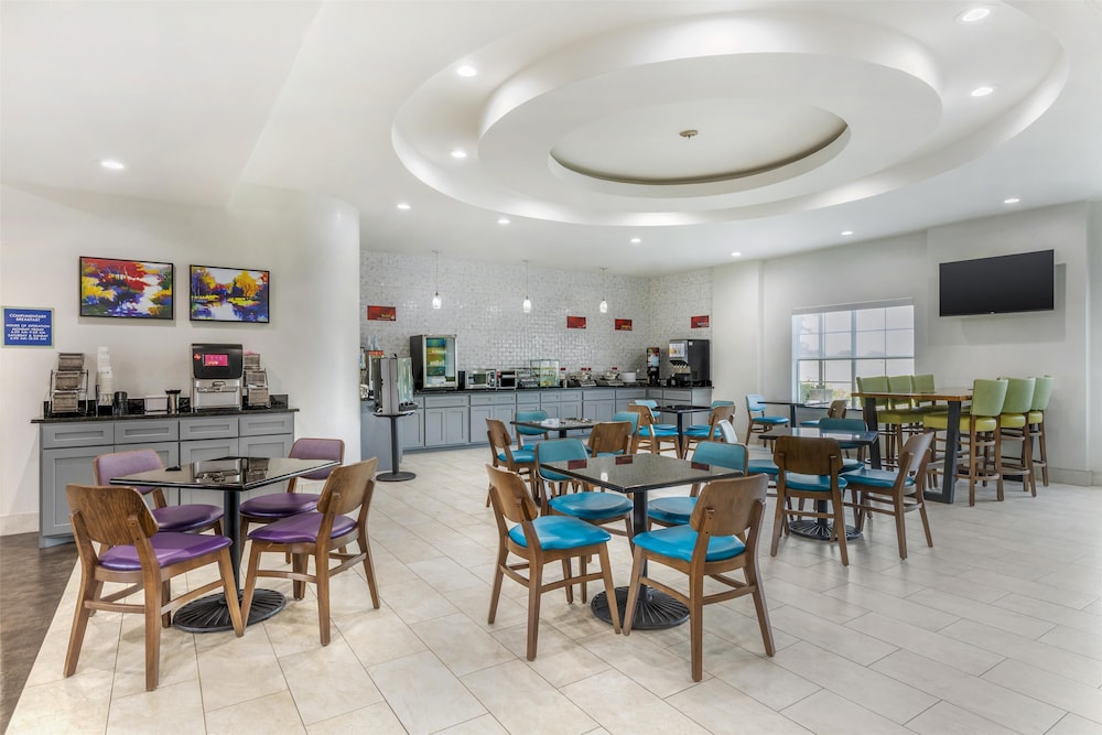restaurant cafeteria