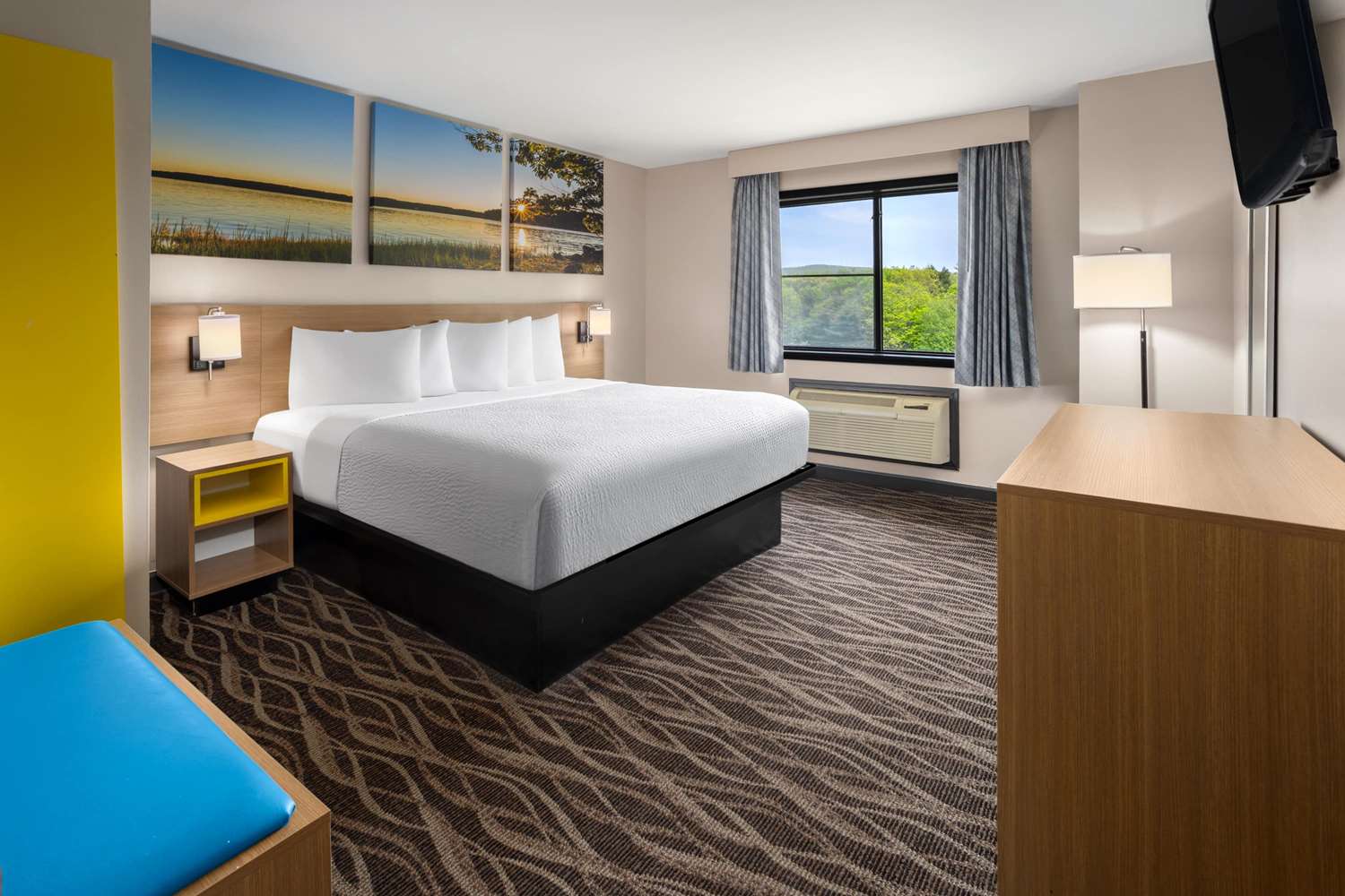 Days Inn by Wyndham Wurtsboro 8/20