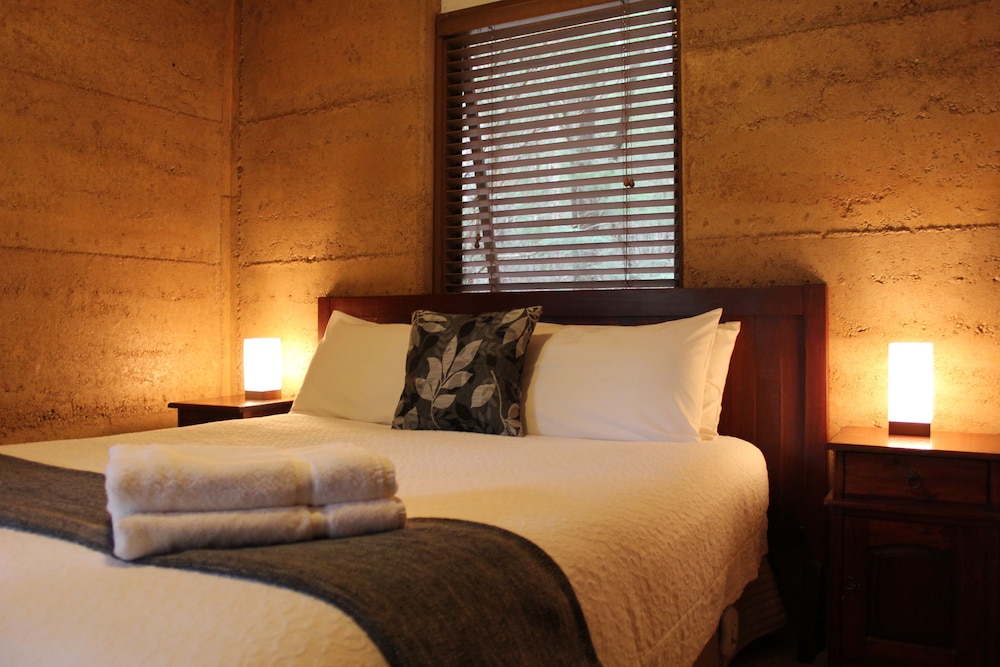 MARIMA COTTAGES 8/58