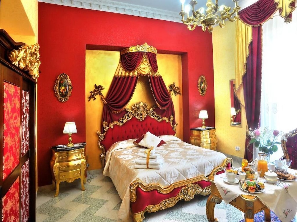 La Dolce Vita Luxury House 15/25