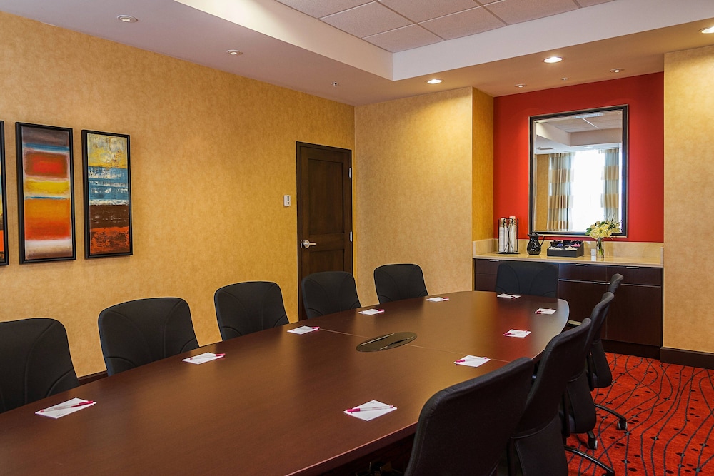 Residence Inn Ottawa Airport 27/30