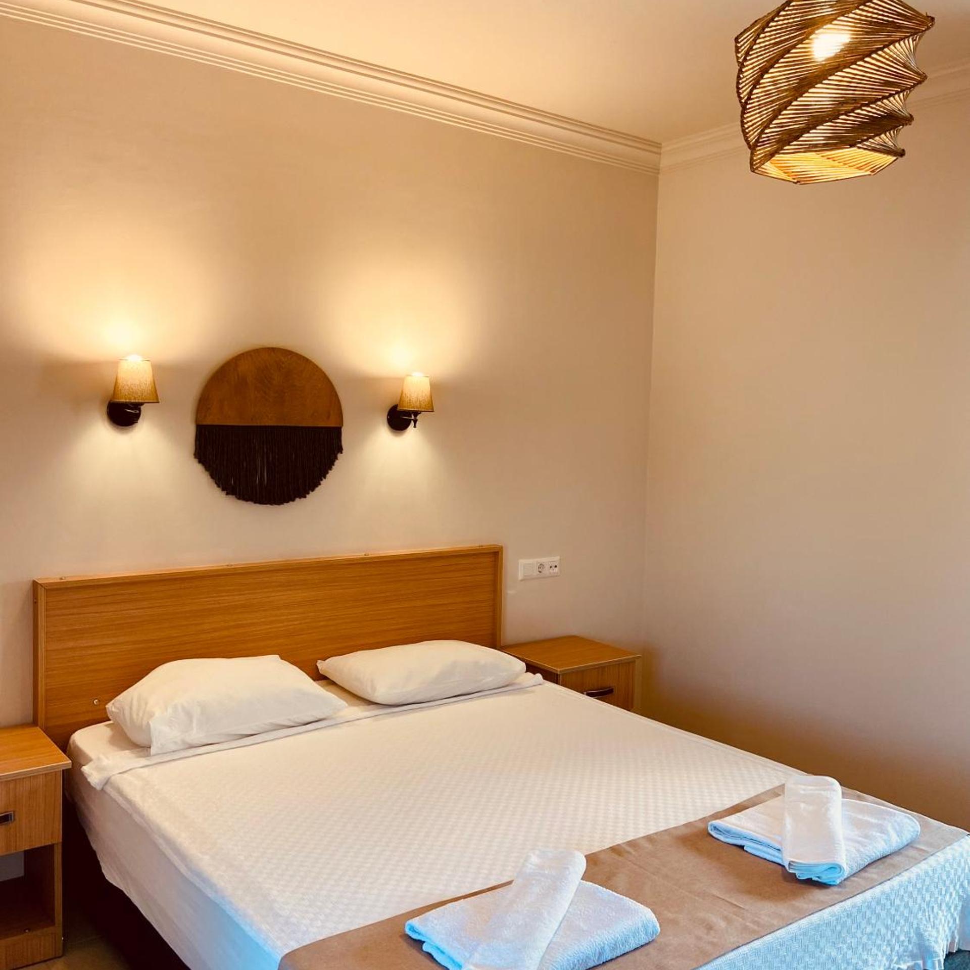 غرفة بسرير مزدوج بشرفة، Kalia Beach Hotel Side 3/9