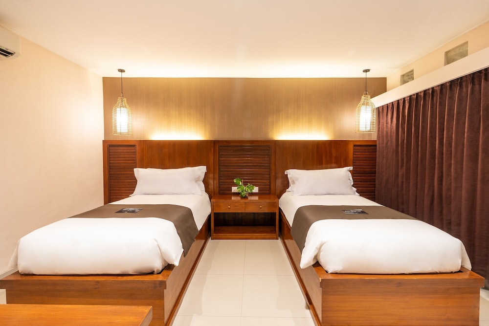 SUPERIOR, DOUBLE BED