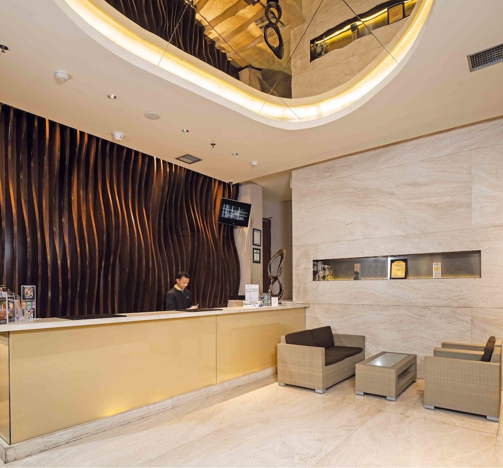 Midtown Hotel Surabaya 6/62