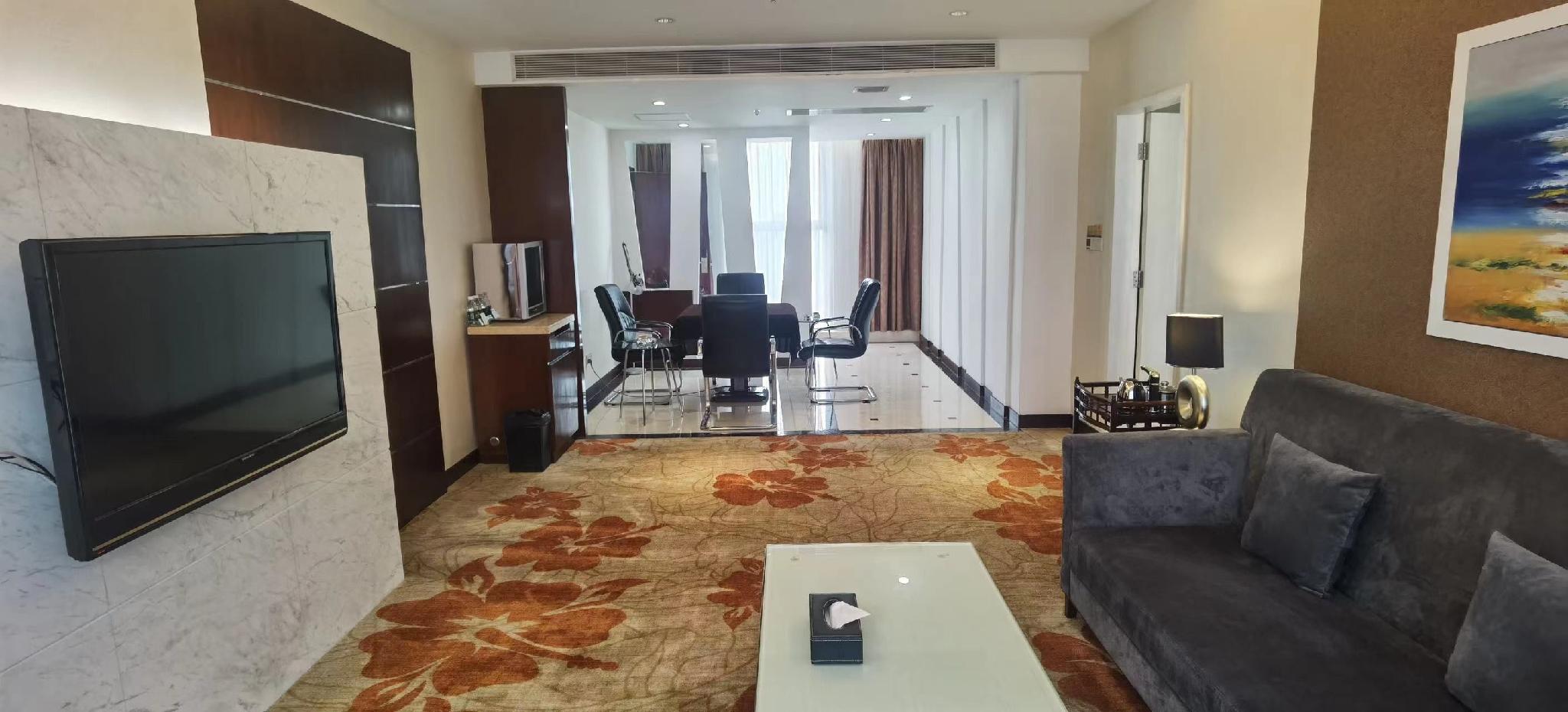 Headway Hotel 14/16
