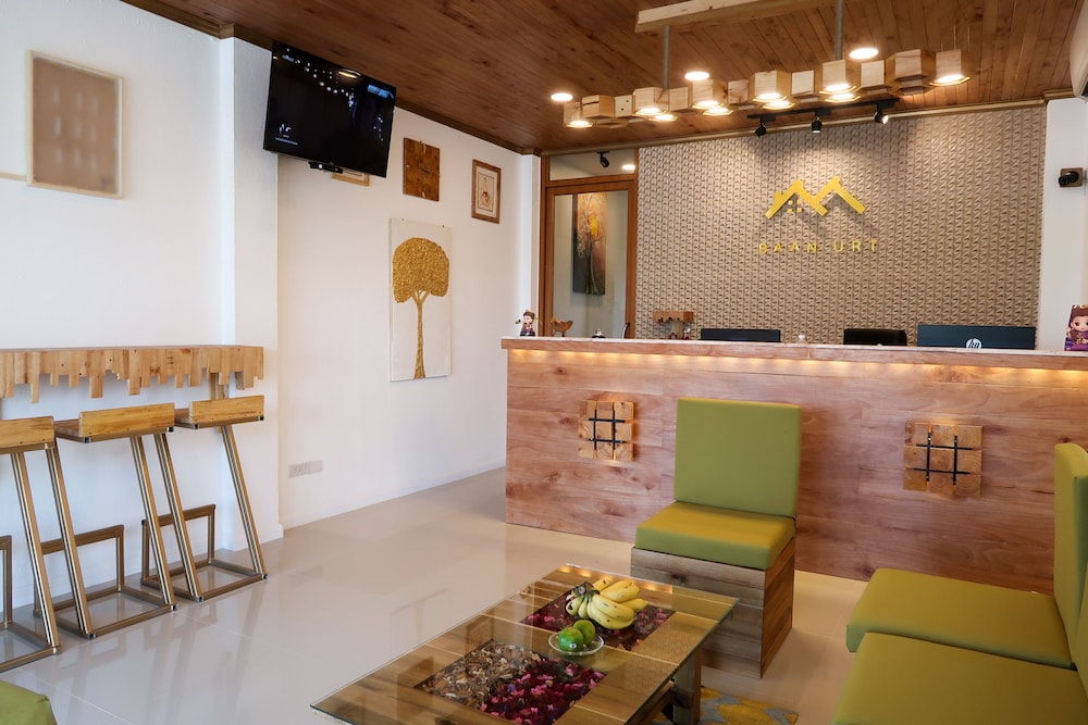 Baan Urt Suratthani Airport Hotel 9/66