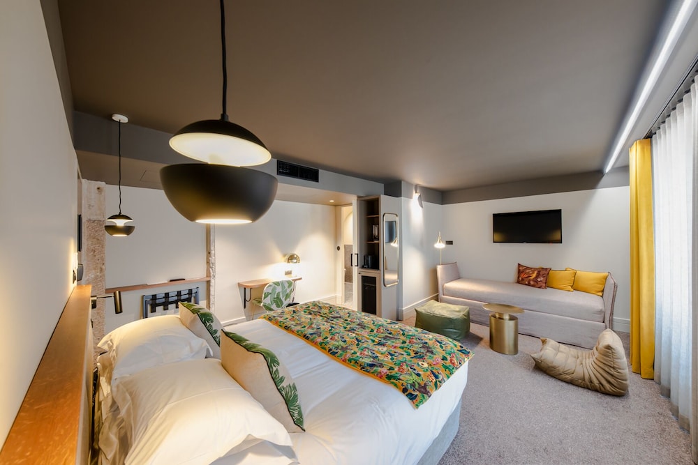 Hotel de l Abbaye 10/50