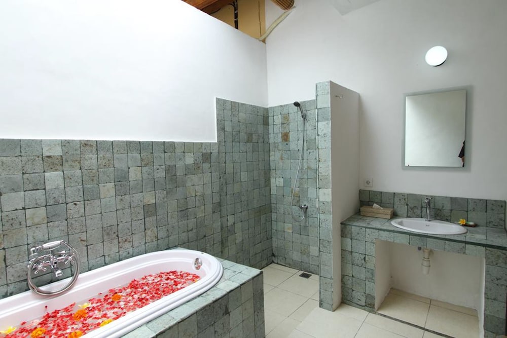 Lembongan Cliff Villas 35/36