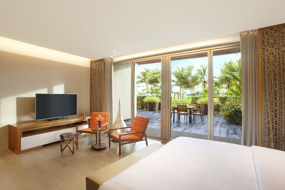 GRAND HYATT KOCHI BOLGATTY 48/71