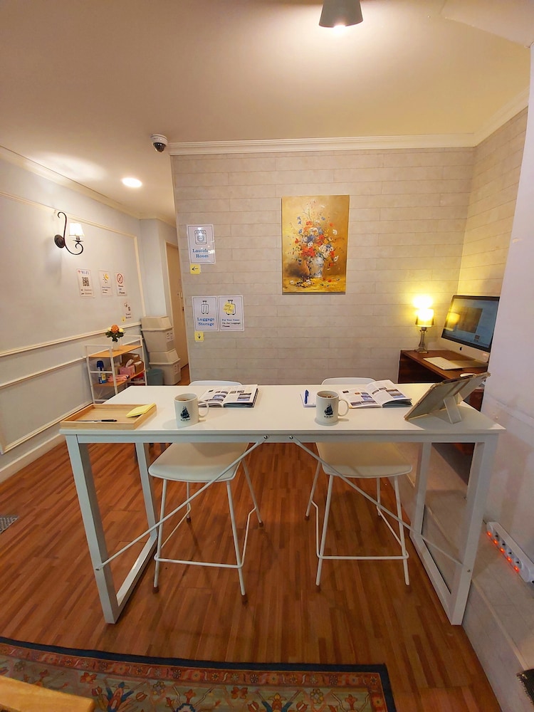 Blueboat Hostel Myeongdong 34/40