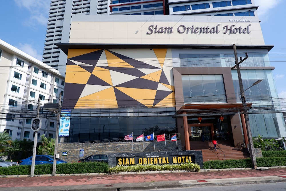 Siam Oriental Hotel 4/69