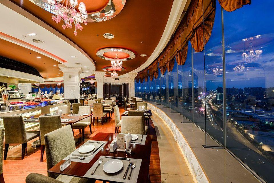 Grand Honor International Hotel 21/24