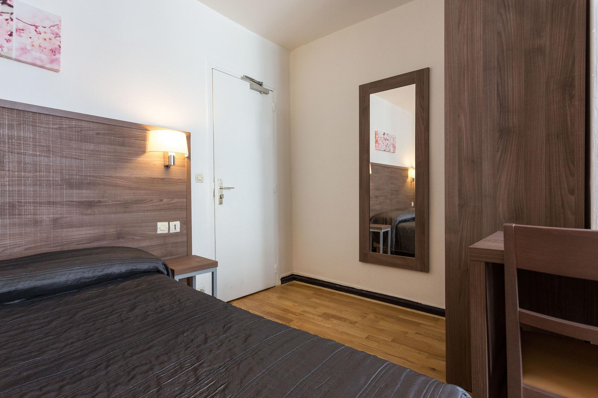 Victory Hotel Galou 33/42