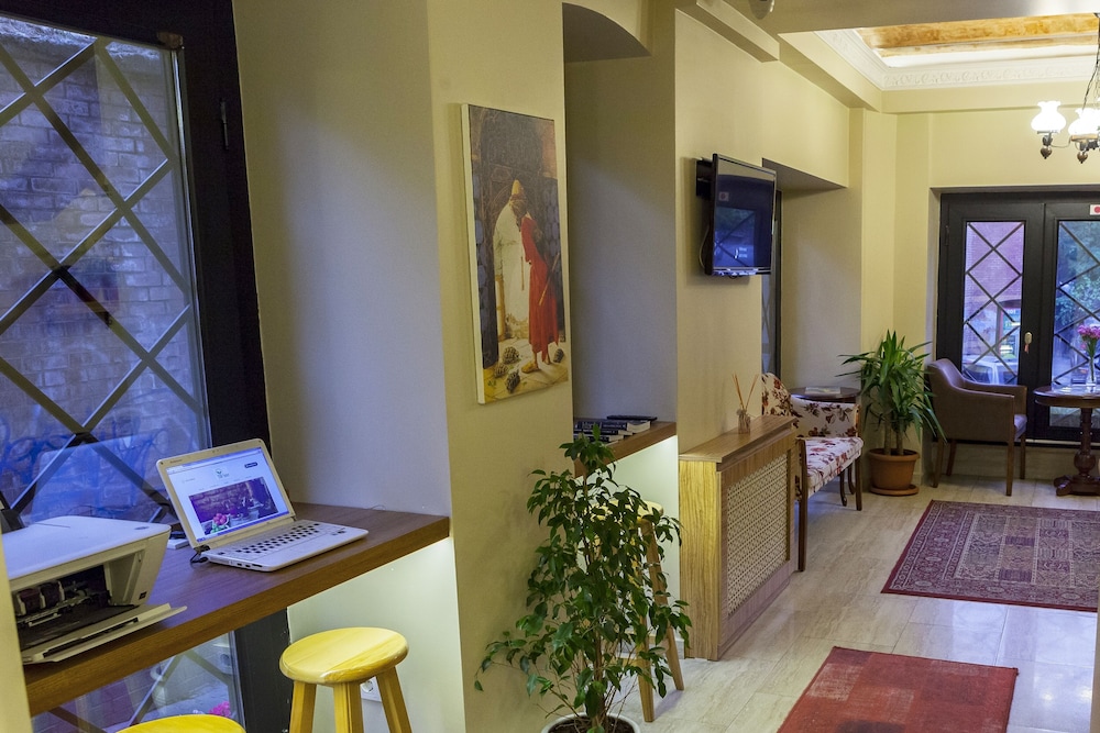 Fide Hotel 25/28