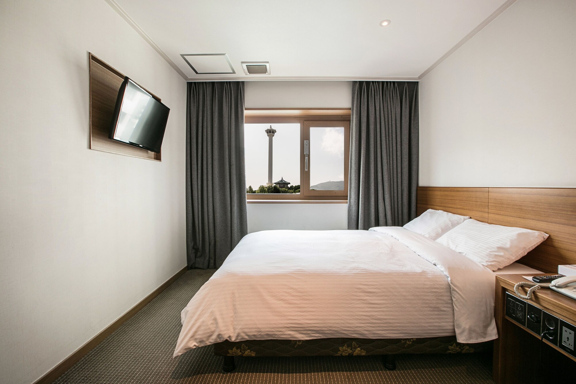 SUPERIOR, DOUBLE BED