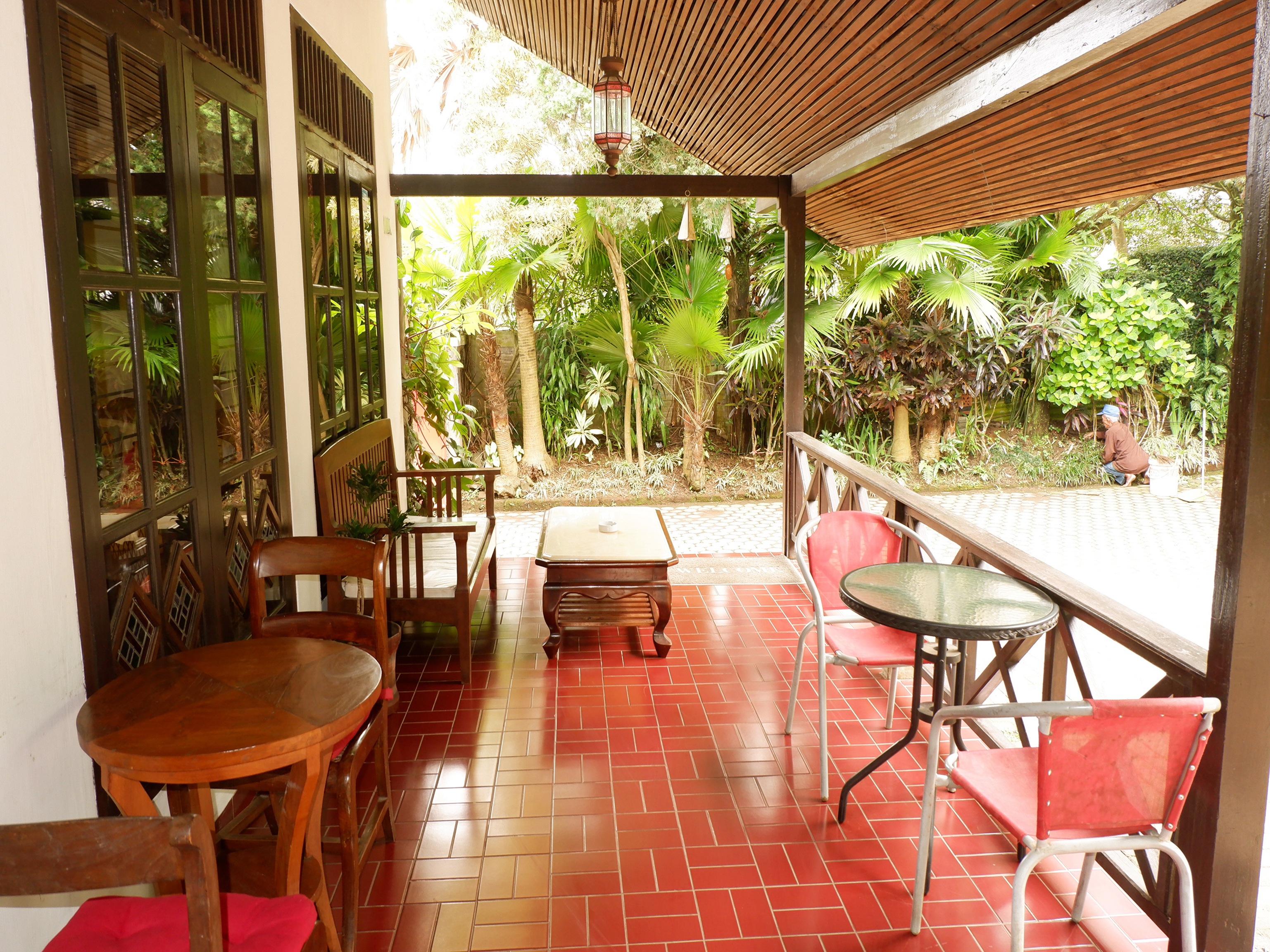 Oyo 604 Cemaras Homestay 16/18