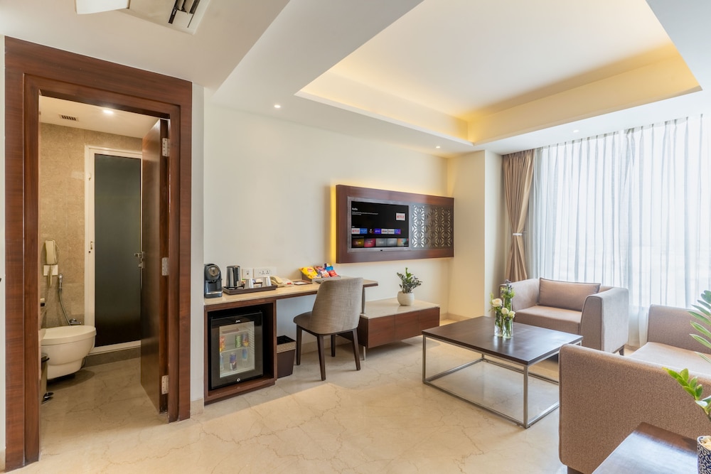 Nirvana Sarovar Portico Gorakhpur 38/62
