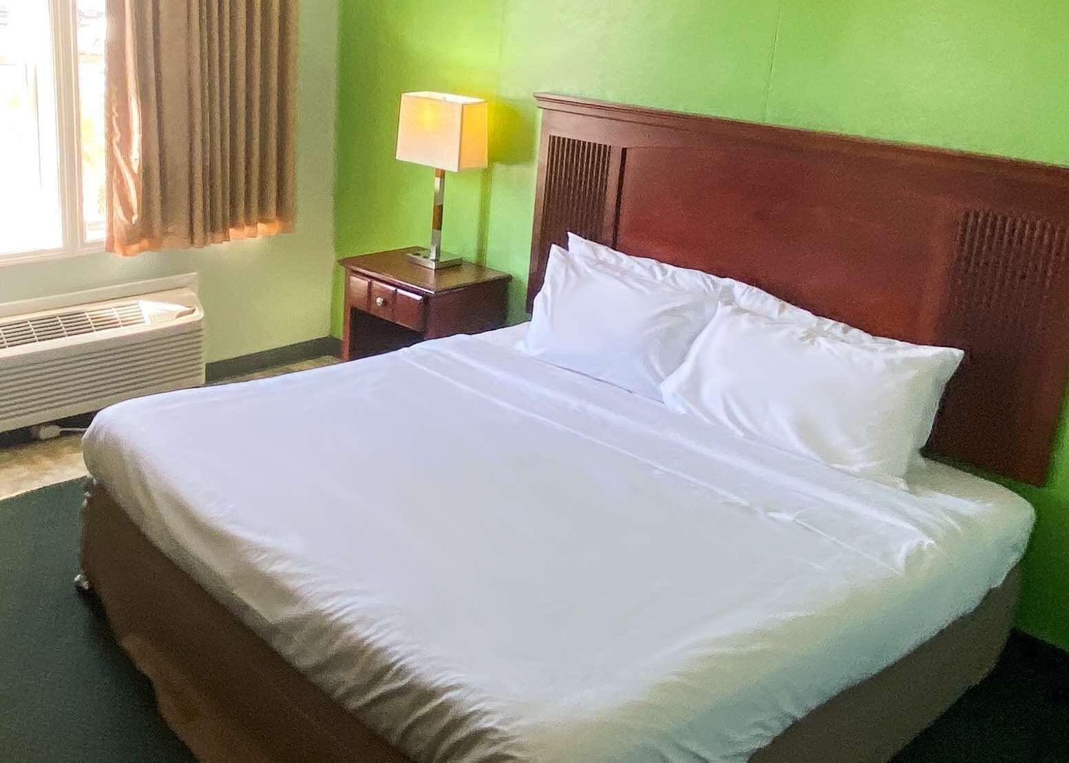 Knights Inn Lake City Fl 4/9