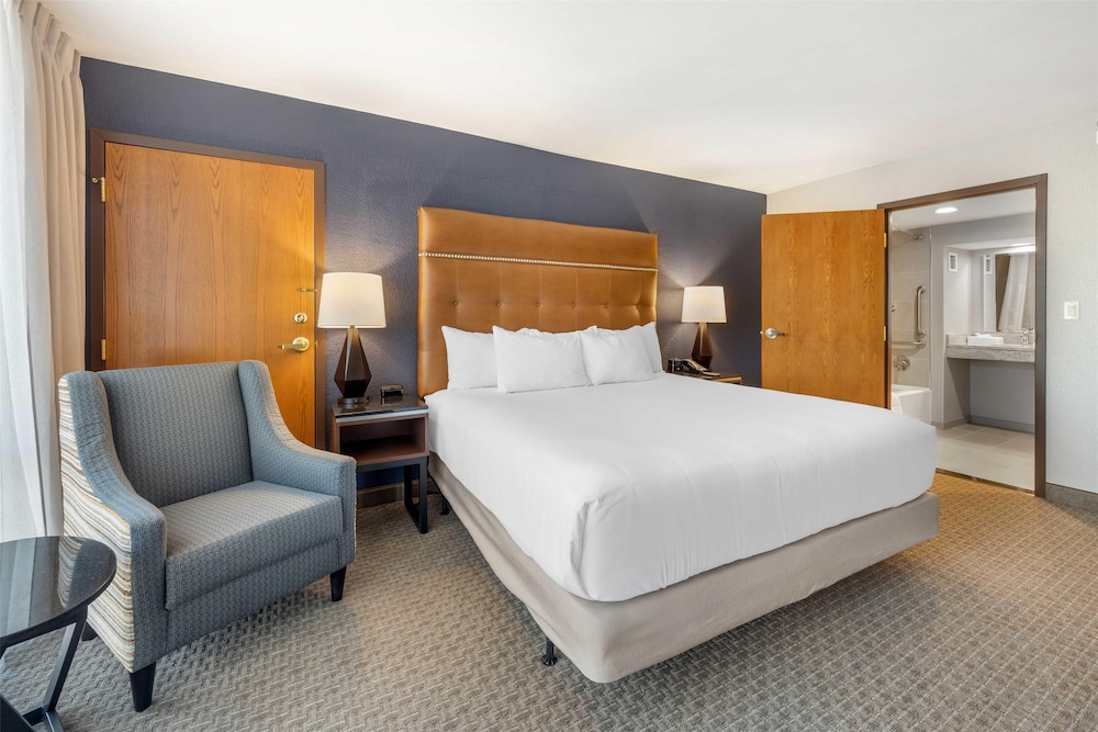 Drury Inn and Suites Paducah 14/50