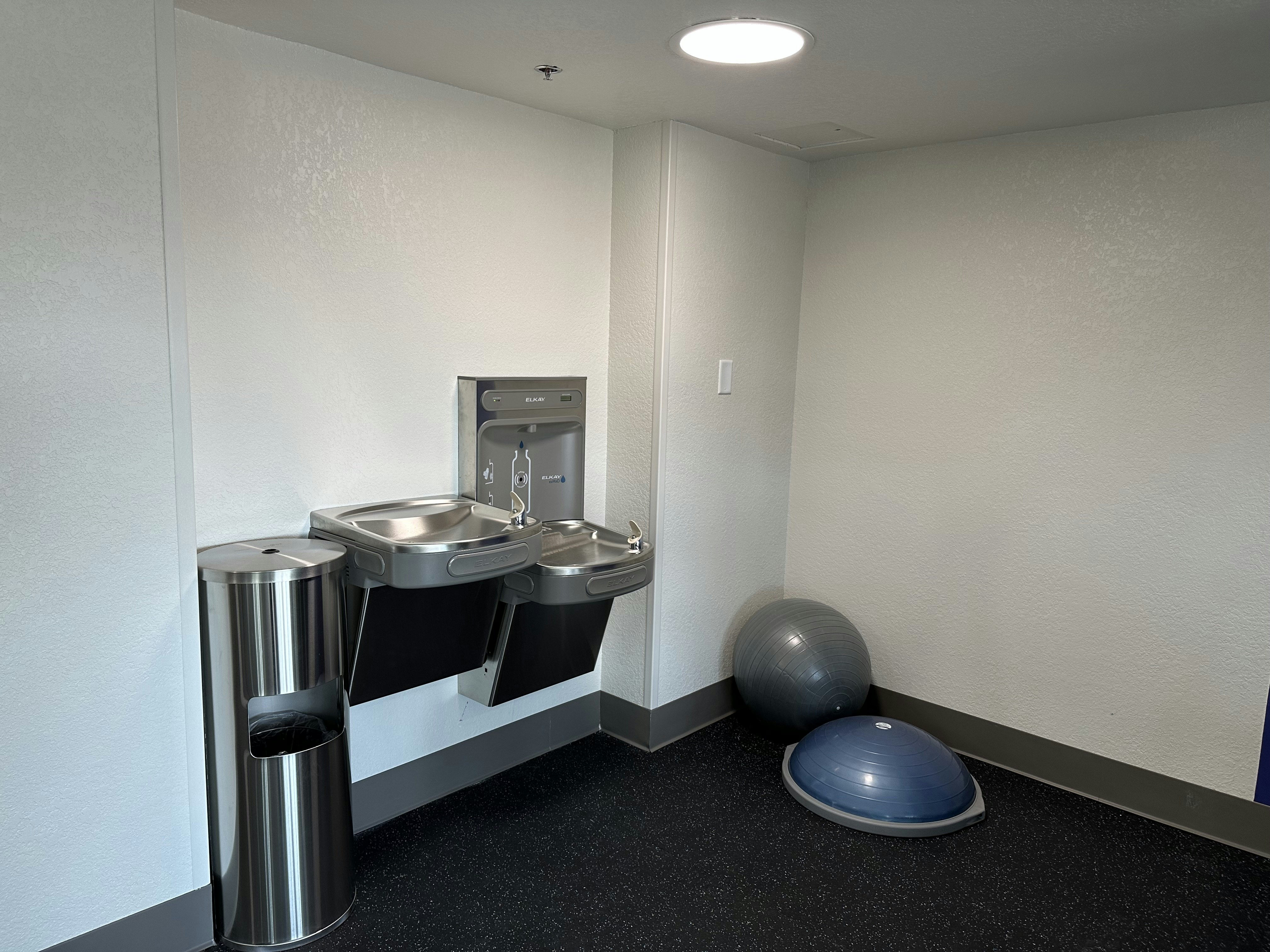 Holiday Inn Express And Suite Eden Prairie Minneapolis 50/57