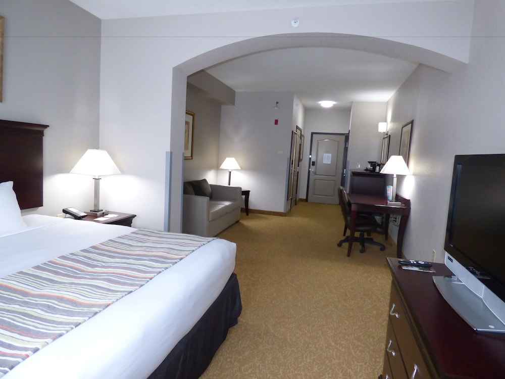 ROOM, KING BED, ACCESSIBLE