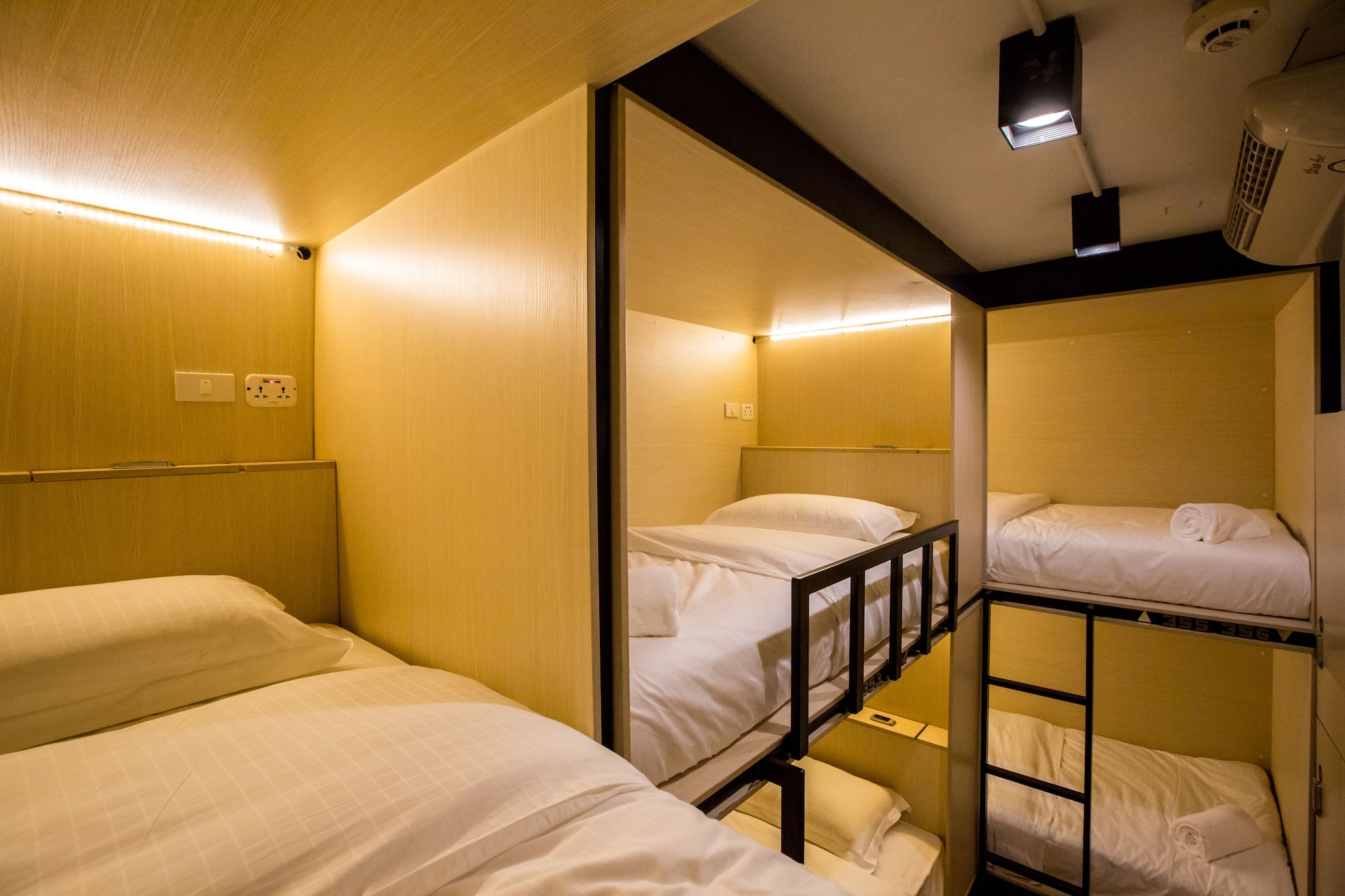 MIXED DORM