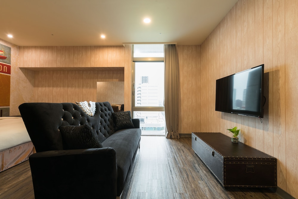 Skyone Hotel 62/72
