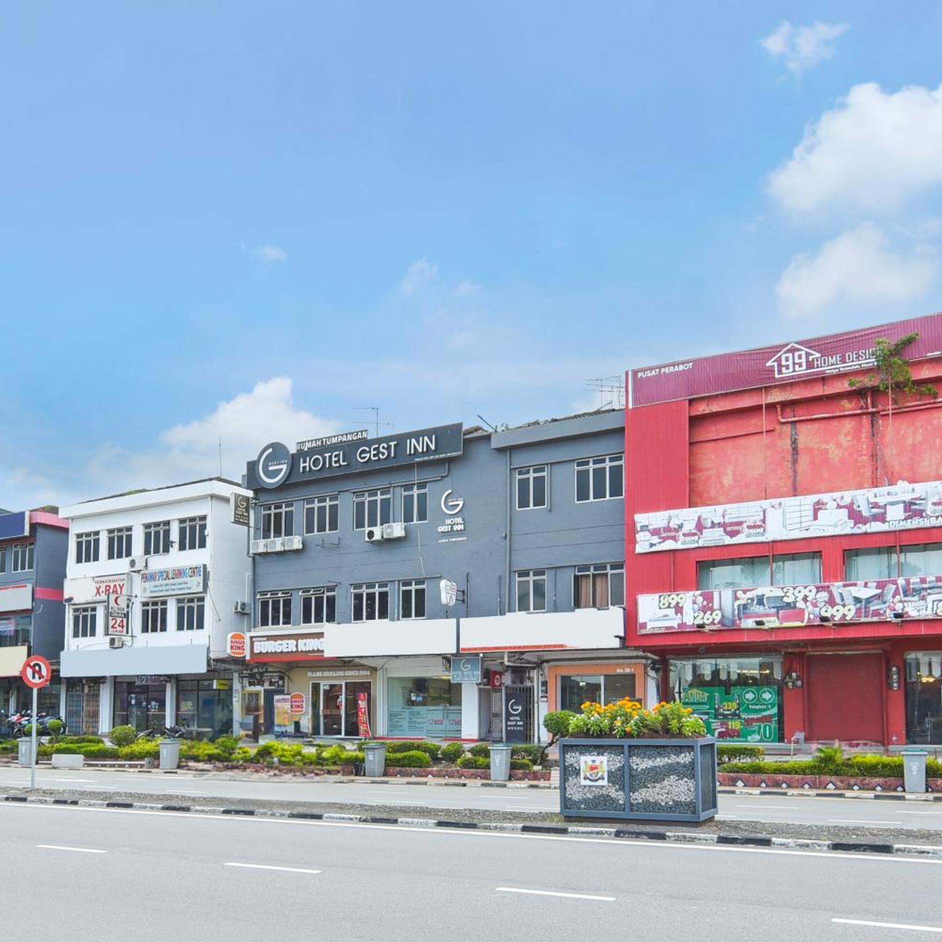 Hotel O Gest Inn in KOTA TINGGI