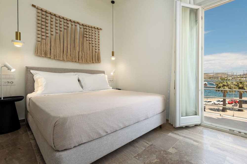 Hotel Oasis 8/50