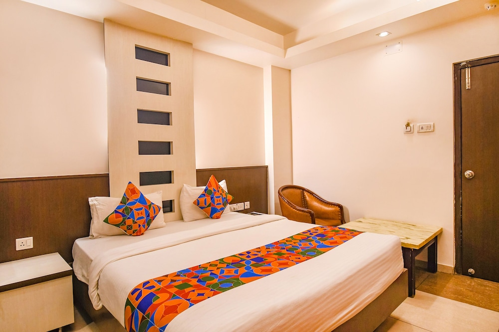 Fabhotel Emerald 13/36