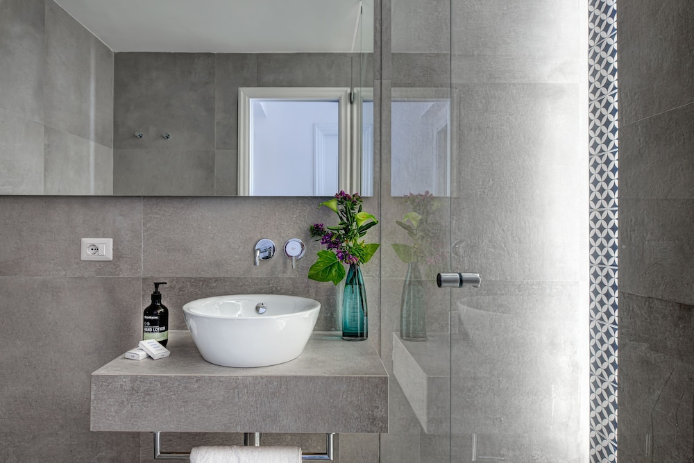Gocce di Capri Hotel & Serviced Residence 72/73