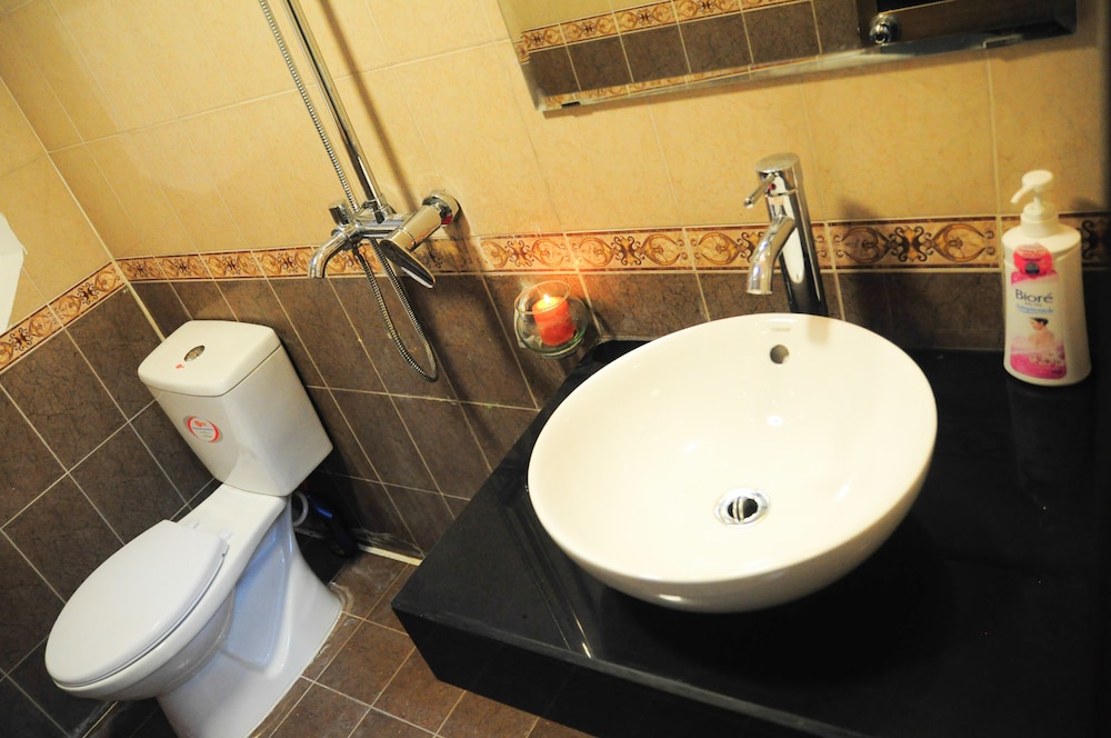 Vintage Decor Apartment Hanoi Old Town 15/18