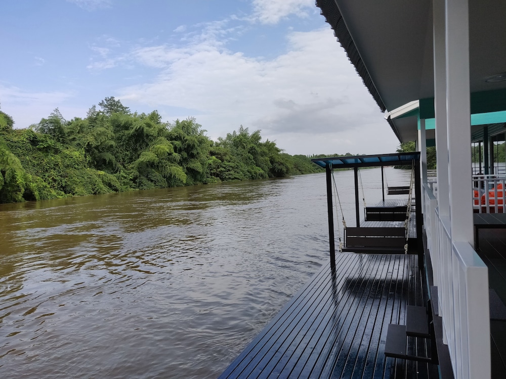 The Green House Kanchanaburi 24/29