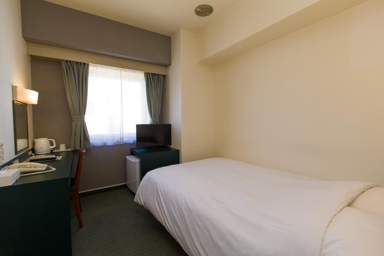 Semi Room, Standard, Semi Double Bed